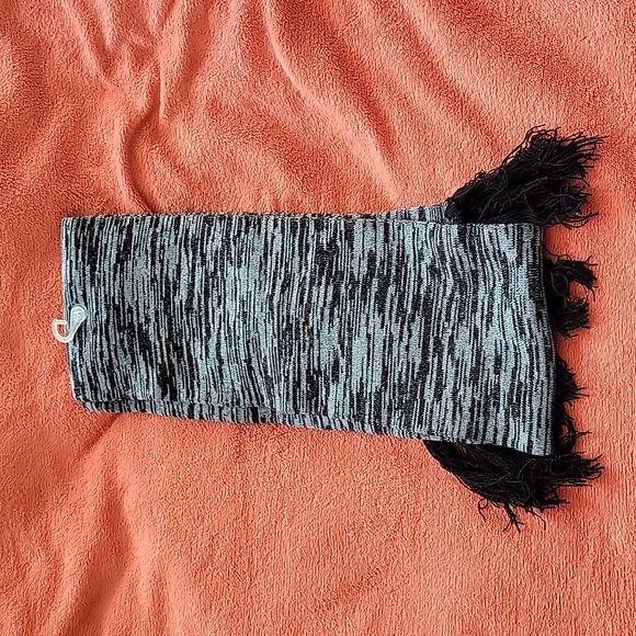 DISNEY Tim Burton'sTHE NIGHTMARE BEFORE CHRISTMAS Jack Skellington scarf - Picture 4 of 10